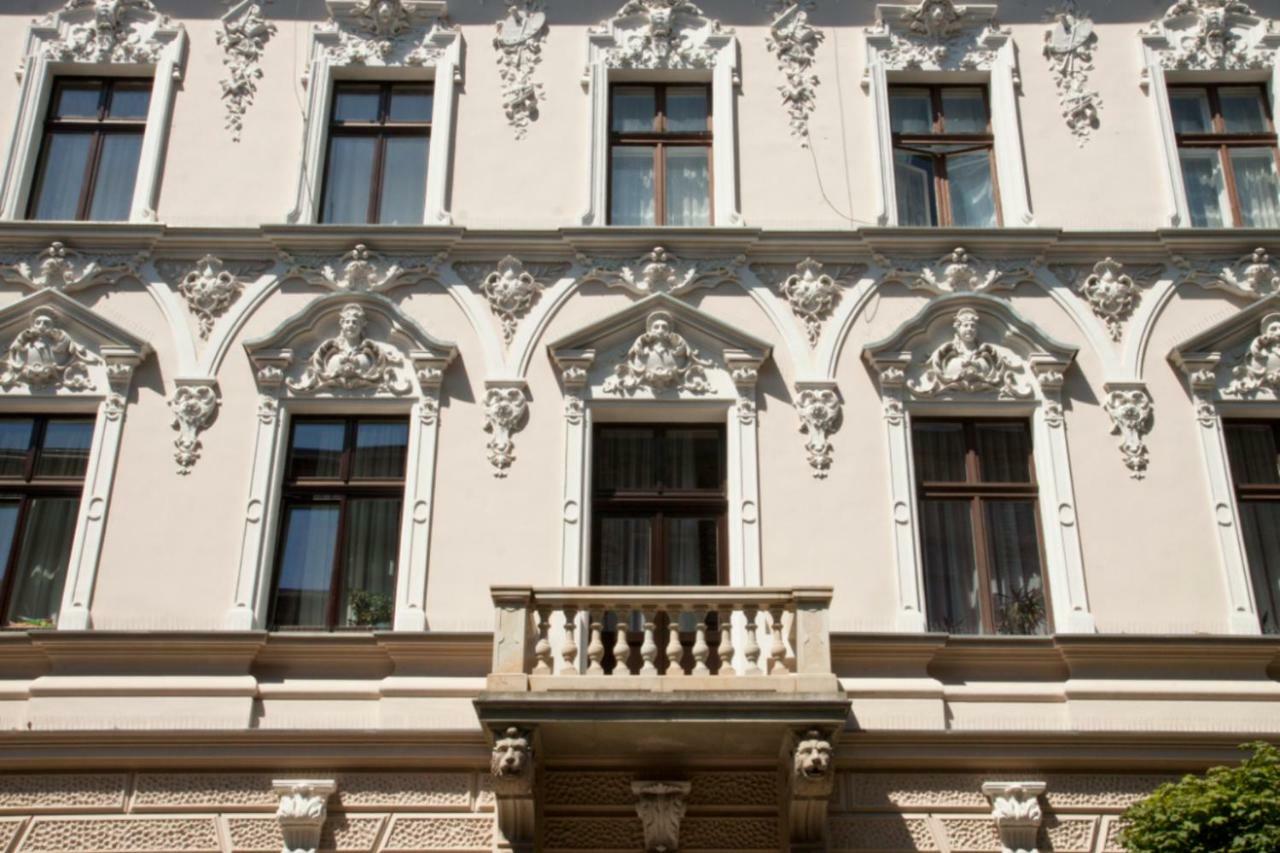 Quiet Loft Michalowskiego Street Apartament Kraków